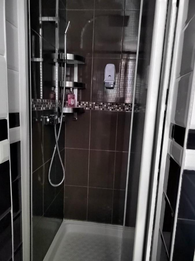 Studio Proche La Defense, Cosy Confort Colombes  Ngoại thất bức ảnh